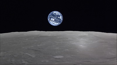 Photo de la Terre, prise de la Lune par la sonde Japonaise Kaguya